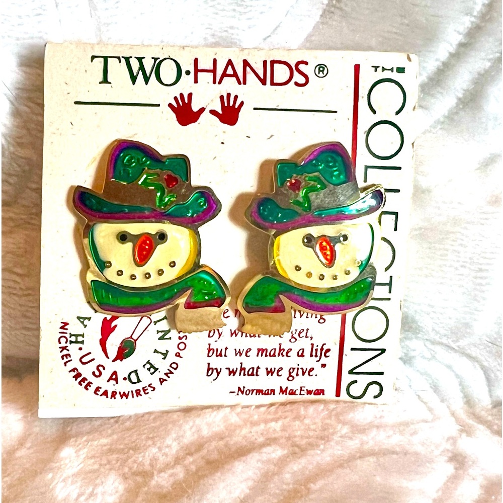 TWO•HANDS💥NWT~VINTAGE💥Collections Snowman Enamel Pierced Earrings